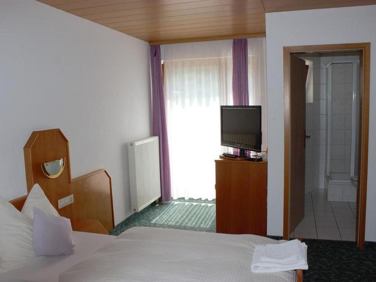 Hotel Garni Silberdistel Lauterstein المظهر الخارجي الصورة